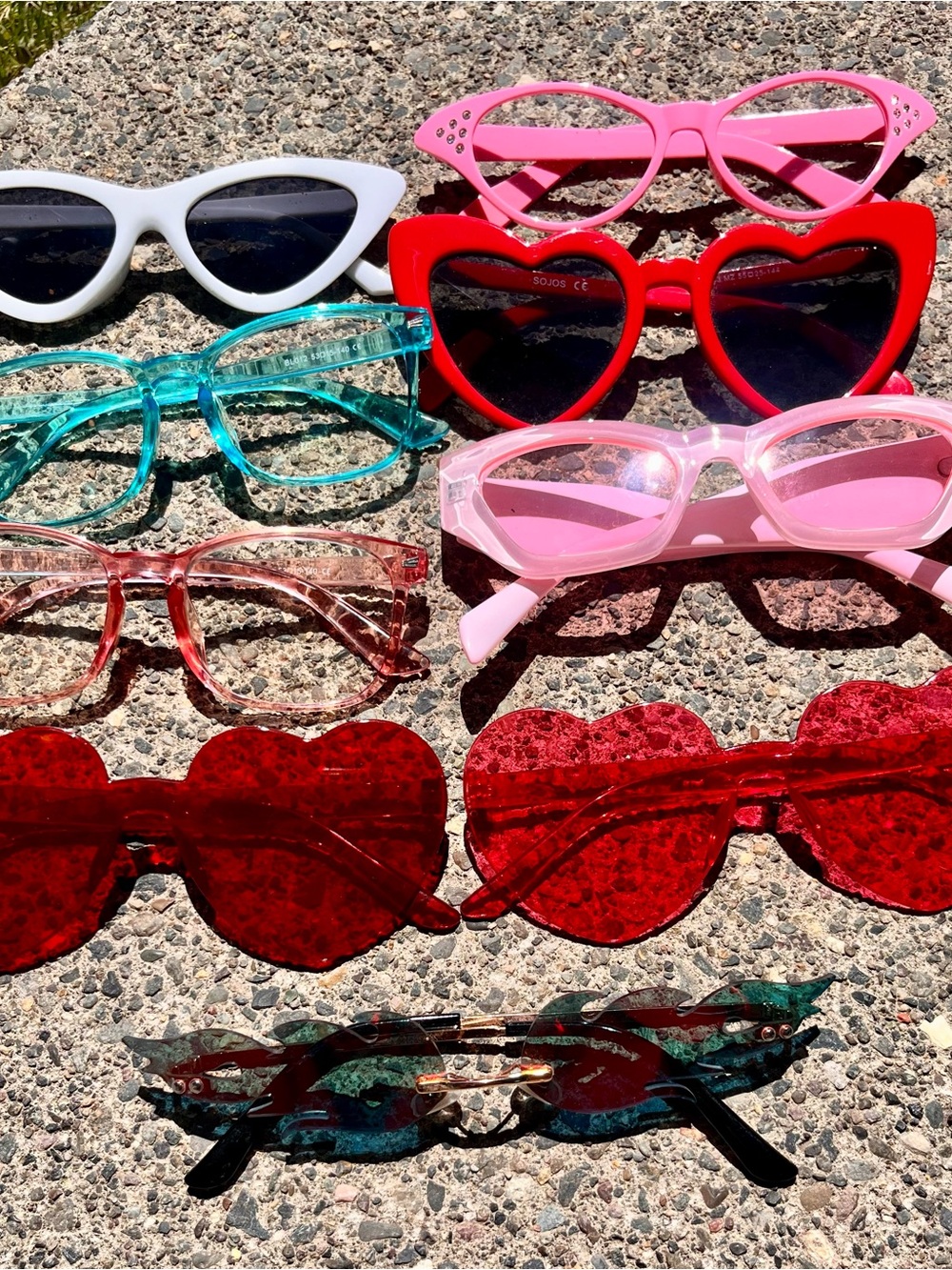 Vintage-Inspired Assorted Fashion Sunglasses - Pink, Red, White, Teal